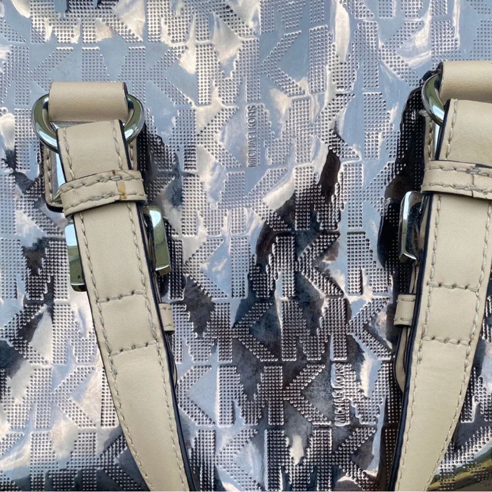 Michael Kors Grayson Nickel Mirror Metallic Logo Satchel Bag - Picture 4 of 12